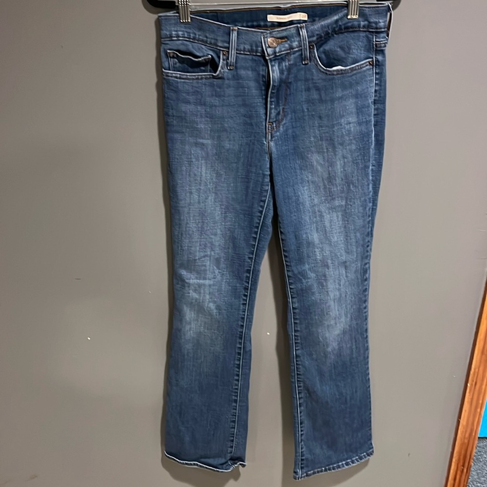 - Levi Strauss co slimming boot jeans size 28